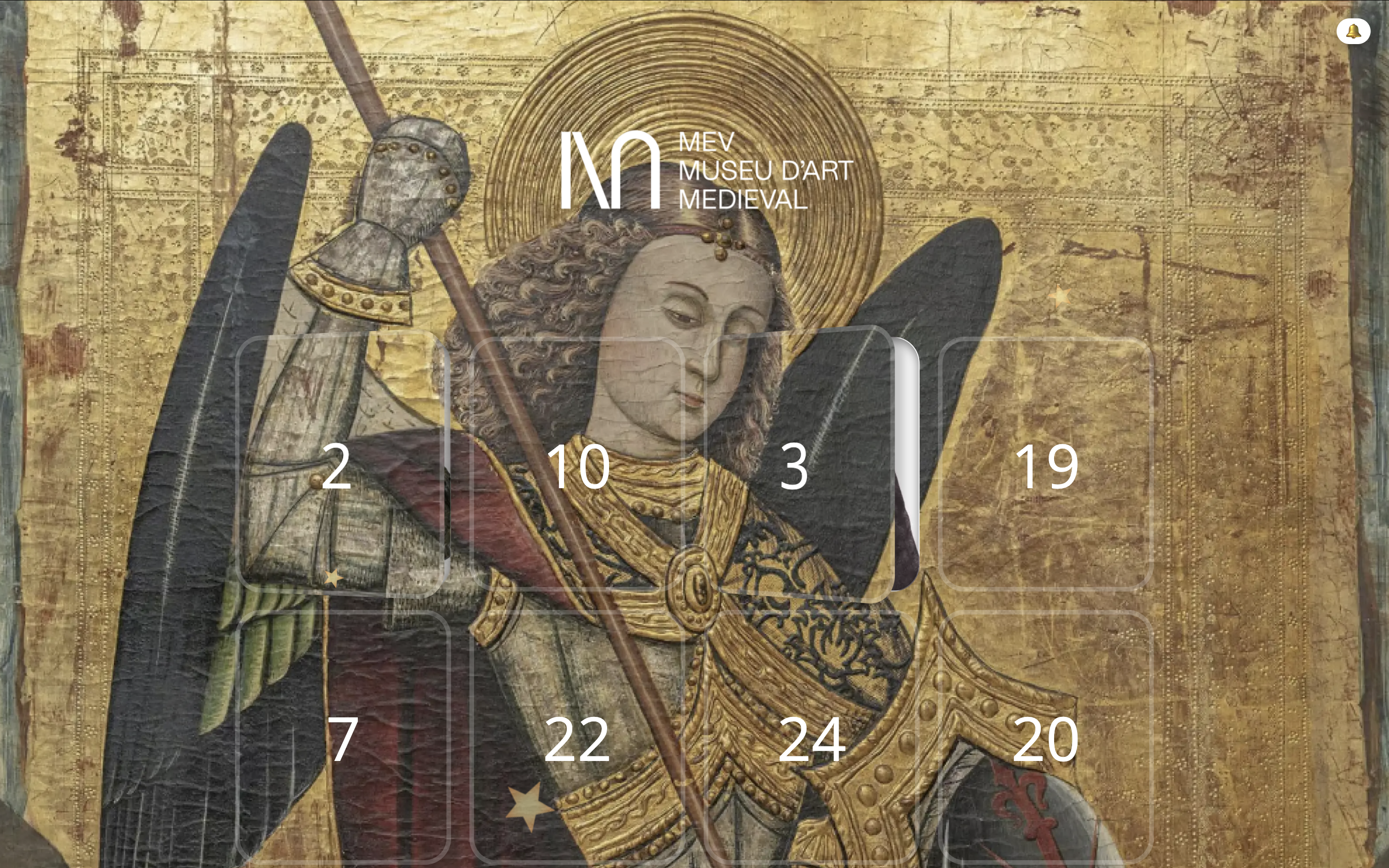 Medieval depiction of an armored angel with a halo and lance against a gold background, overlaid with transparent Advent calendar doors showing white numbers. The MEV Museu d’Art Medieval logo appears at the top.